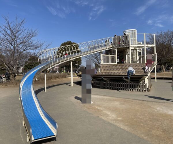 大島小松川公園ローラーすべり台